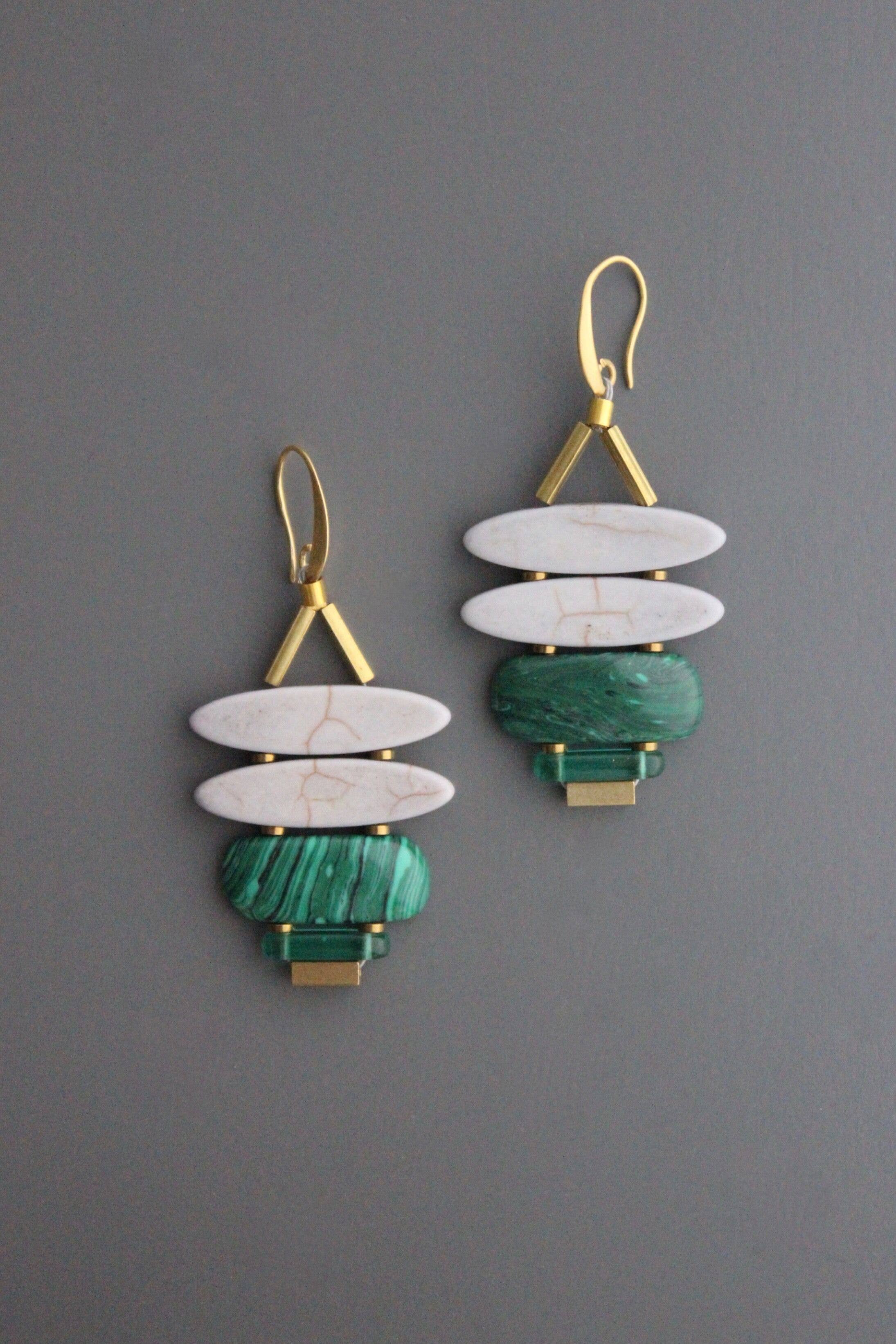 Stone Deco Earrings